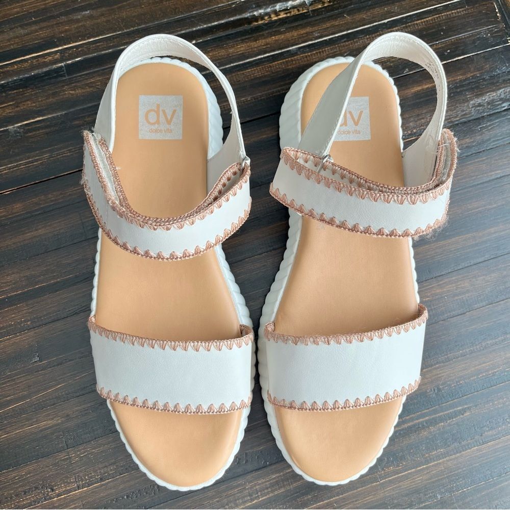 DV by Dolce Vita White Platform Sandal with Tan Stitching - Picture 5 of 14